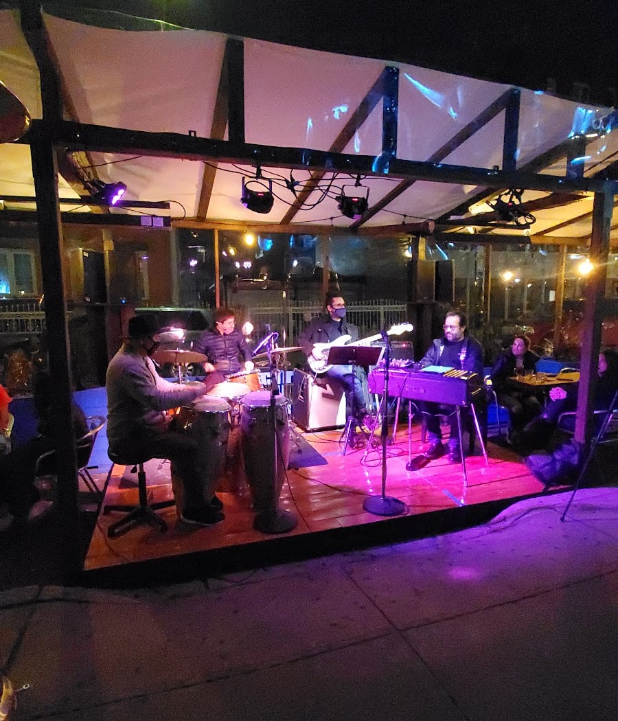 Román Díaz & La Rumba de los Lunes