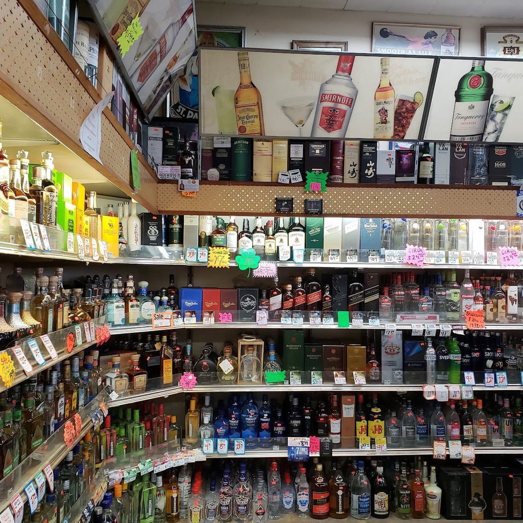 Bobby Discount Liquor 3