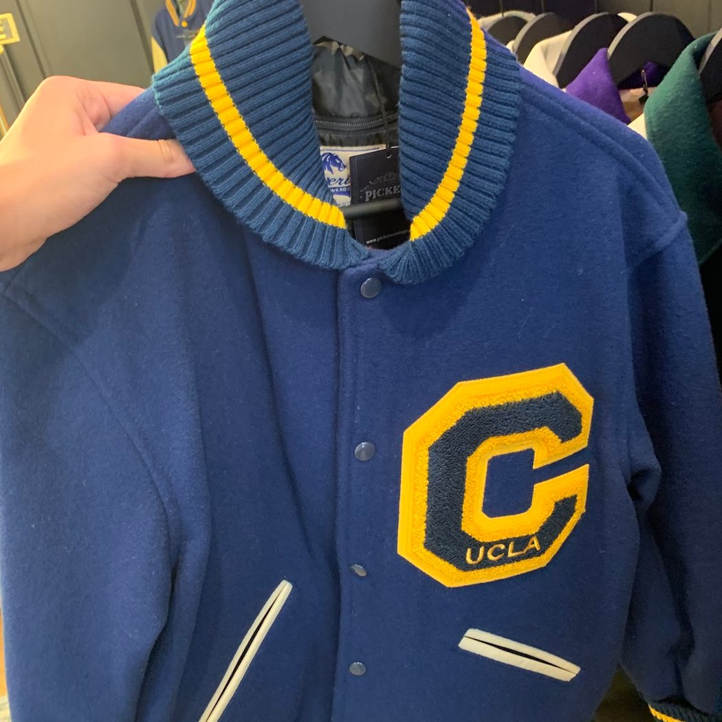 Pickers Vintage Store 1