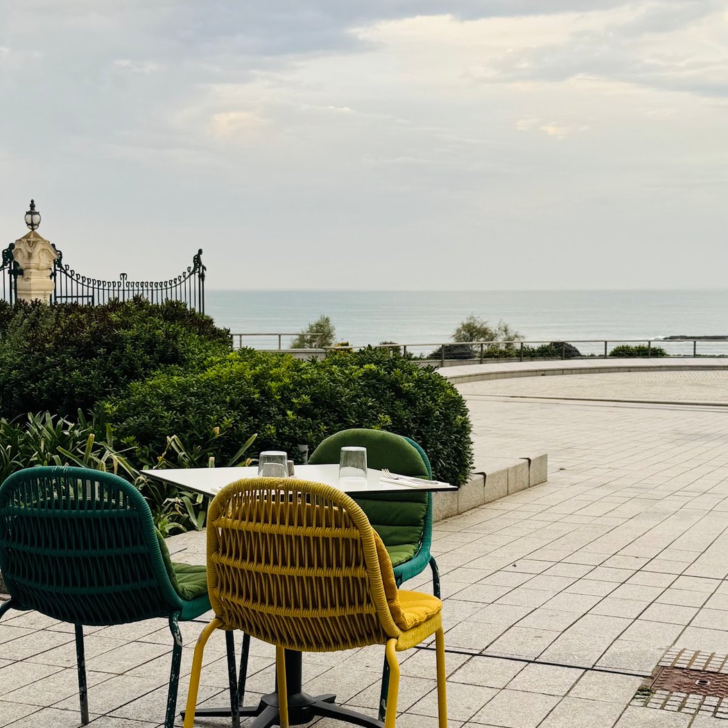 Le Café de Paris Restaurant 2