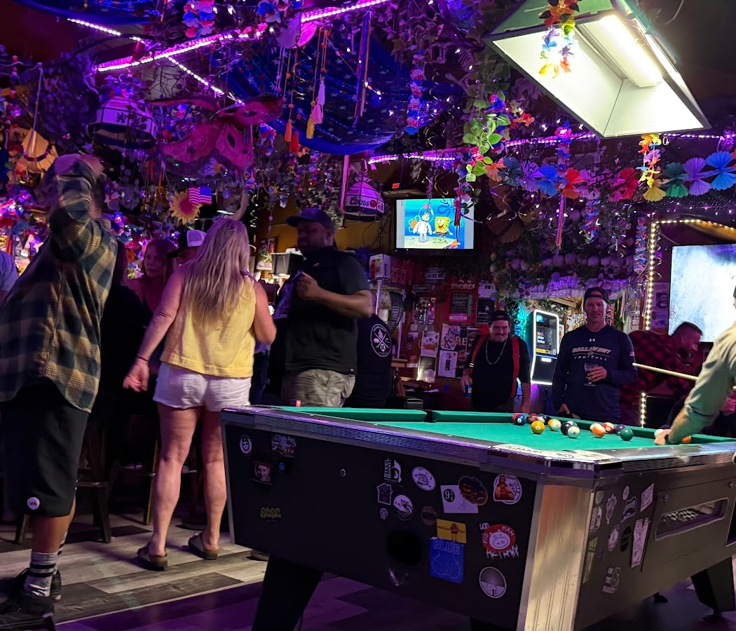 Brady's Yacht Club 1