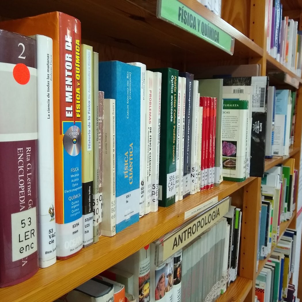 Luis Cernuda Municipal Public Library 2
