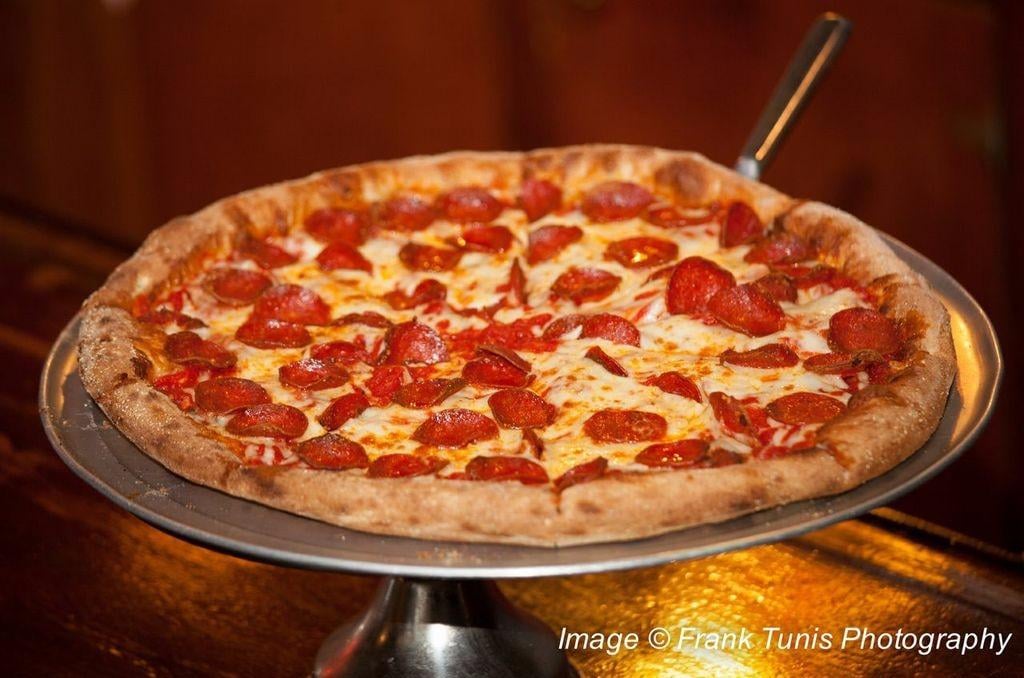 Caliente Pizza & Drafthouse 1