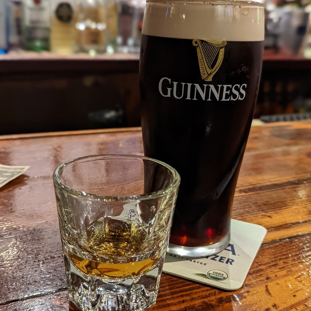 Irish Whiskey Bar 1