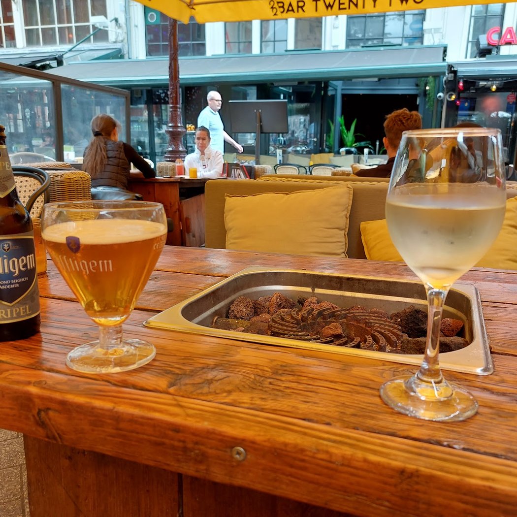 Bar Twenty Two 3