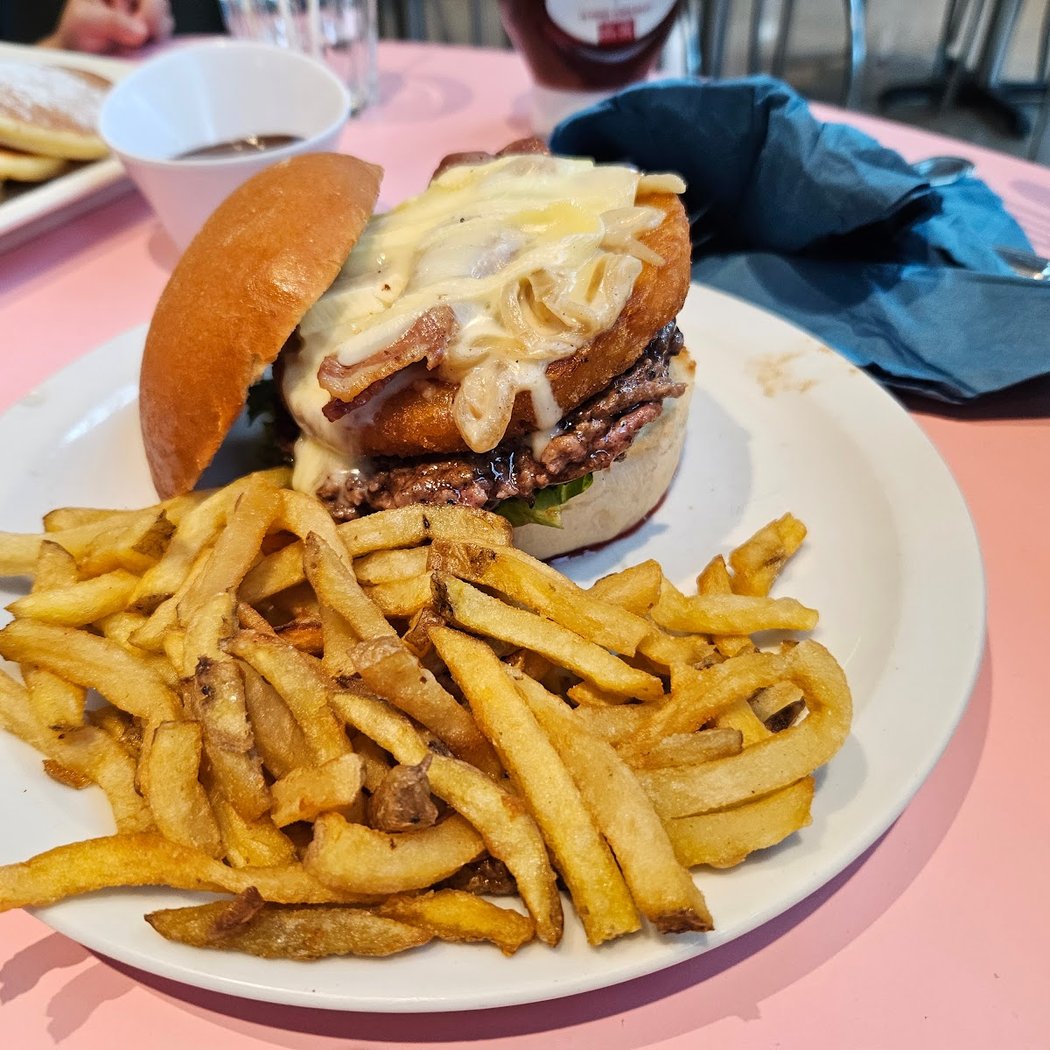 Happy Days Diner 3