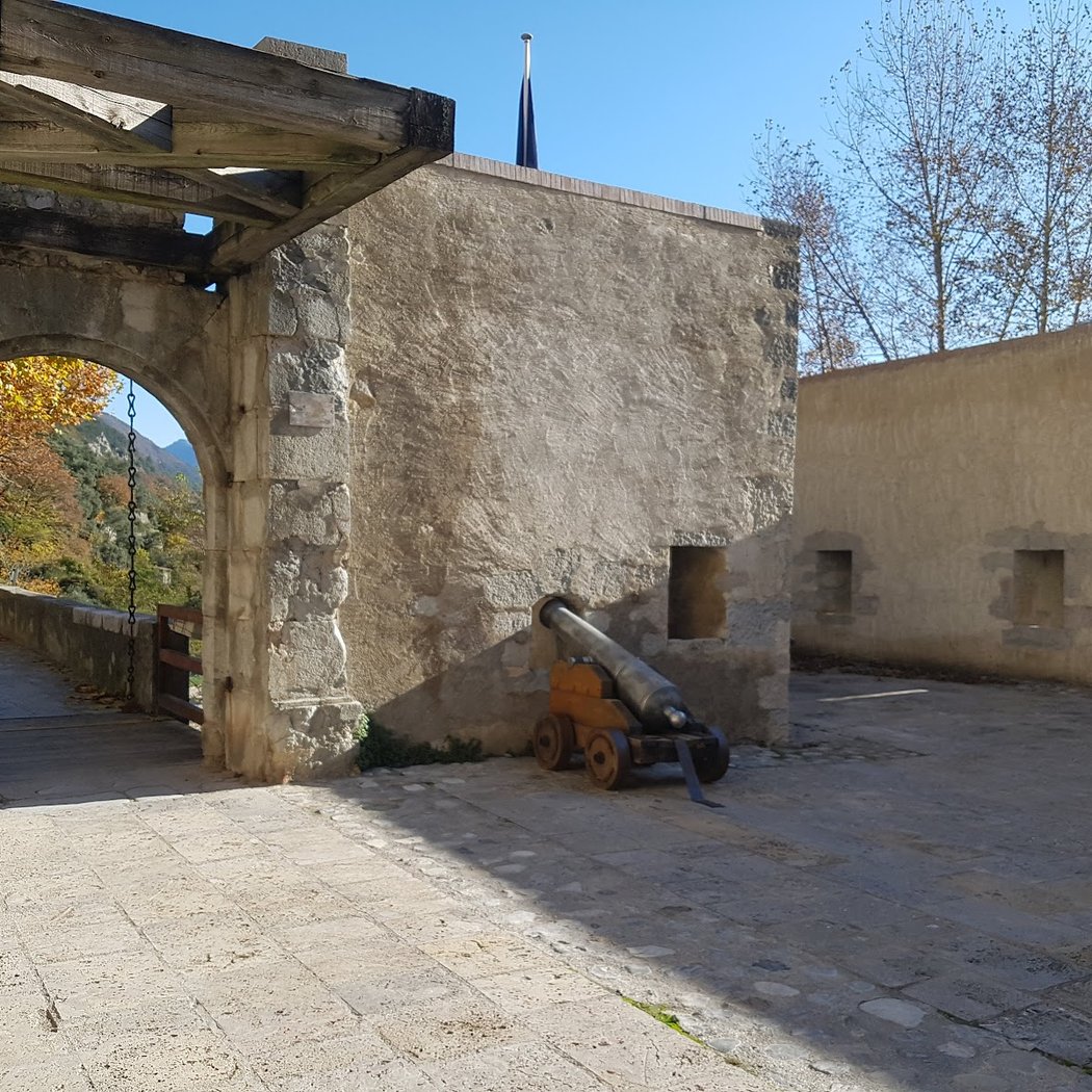 Entrevaux Garden 3