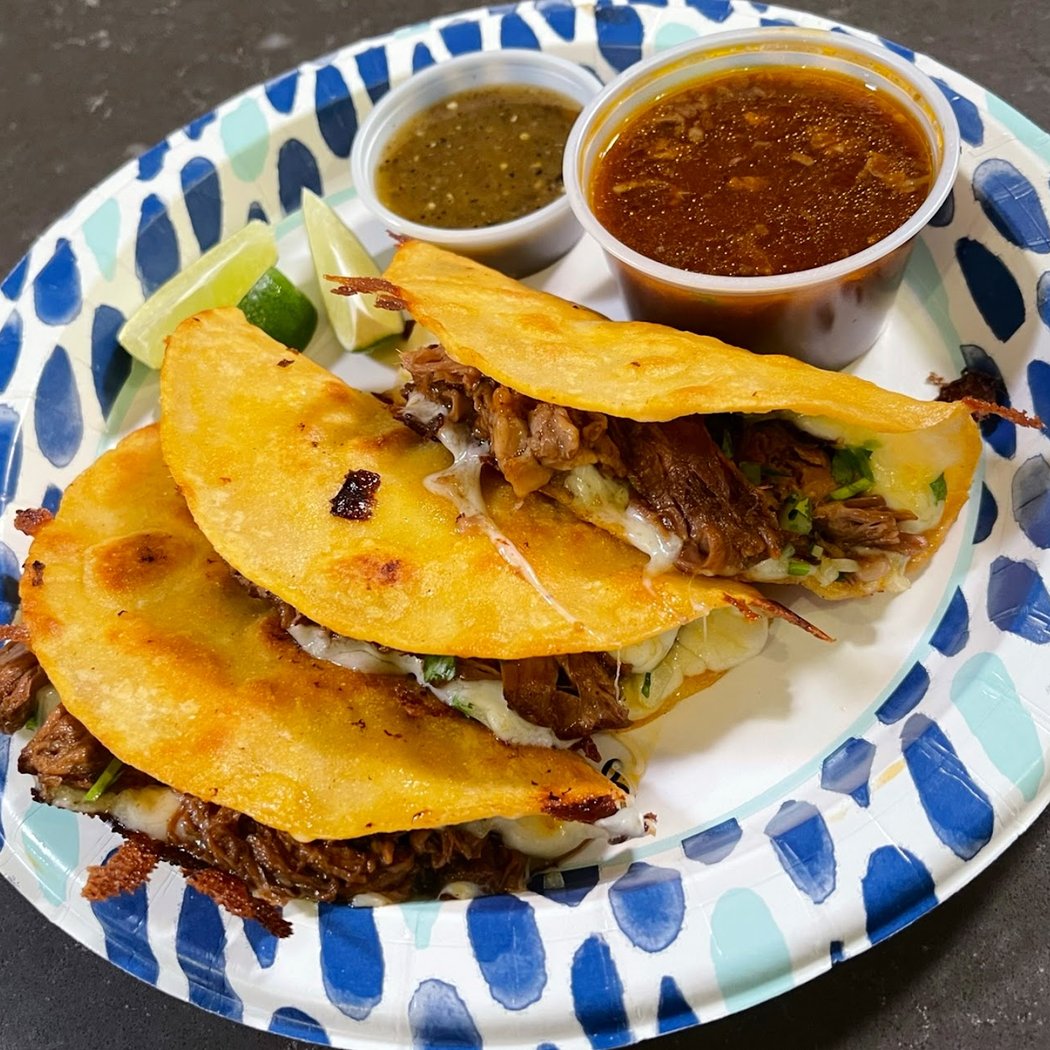 Tacos MariLu Food Truck 1
