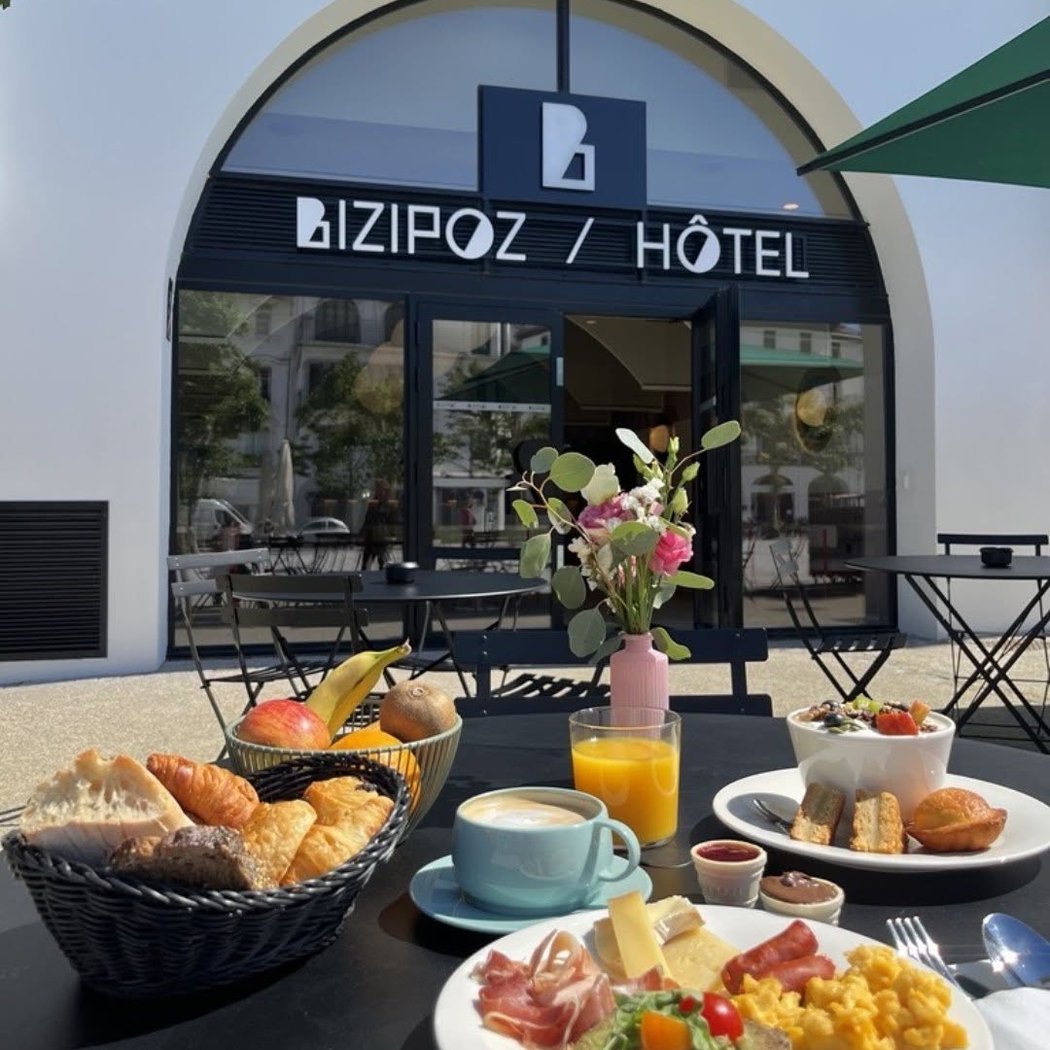 Bizipoz Restaurant Bar 1