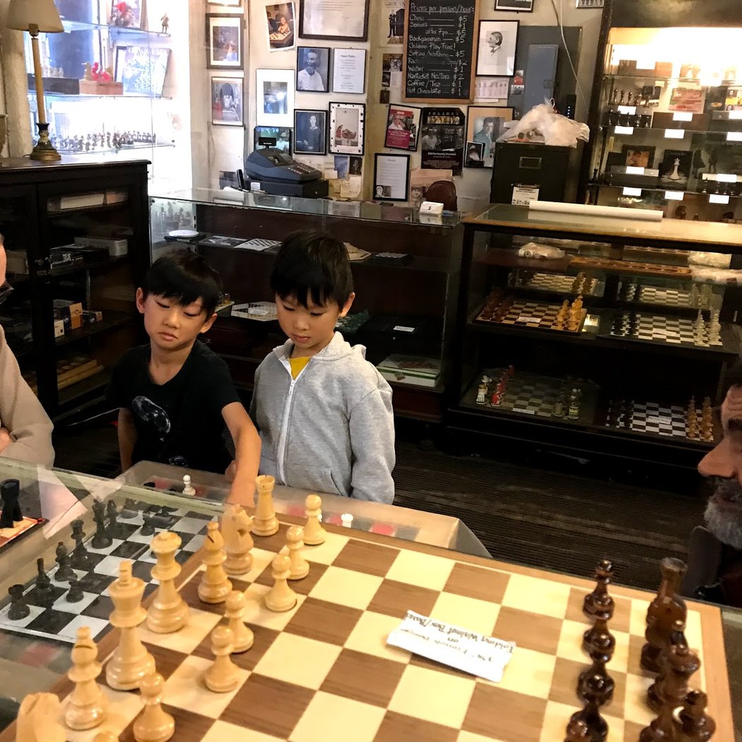 Chess Forum 1