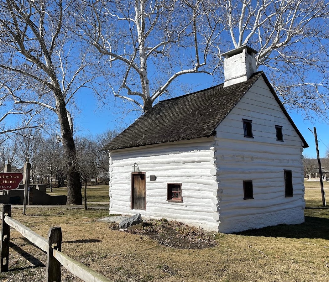 Downingtown Log House Tour 1