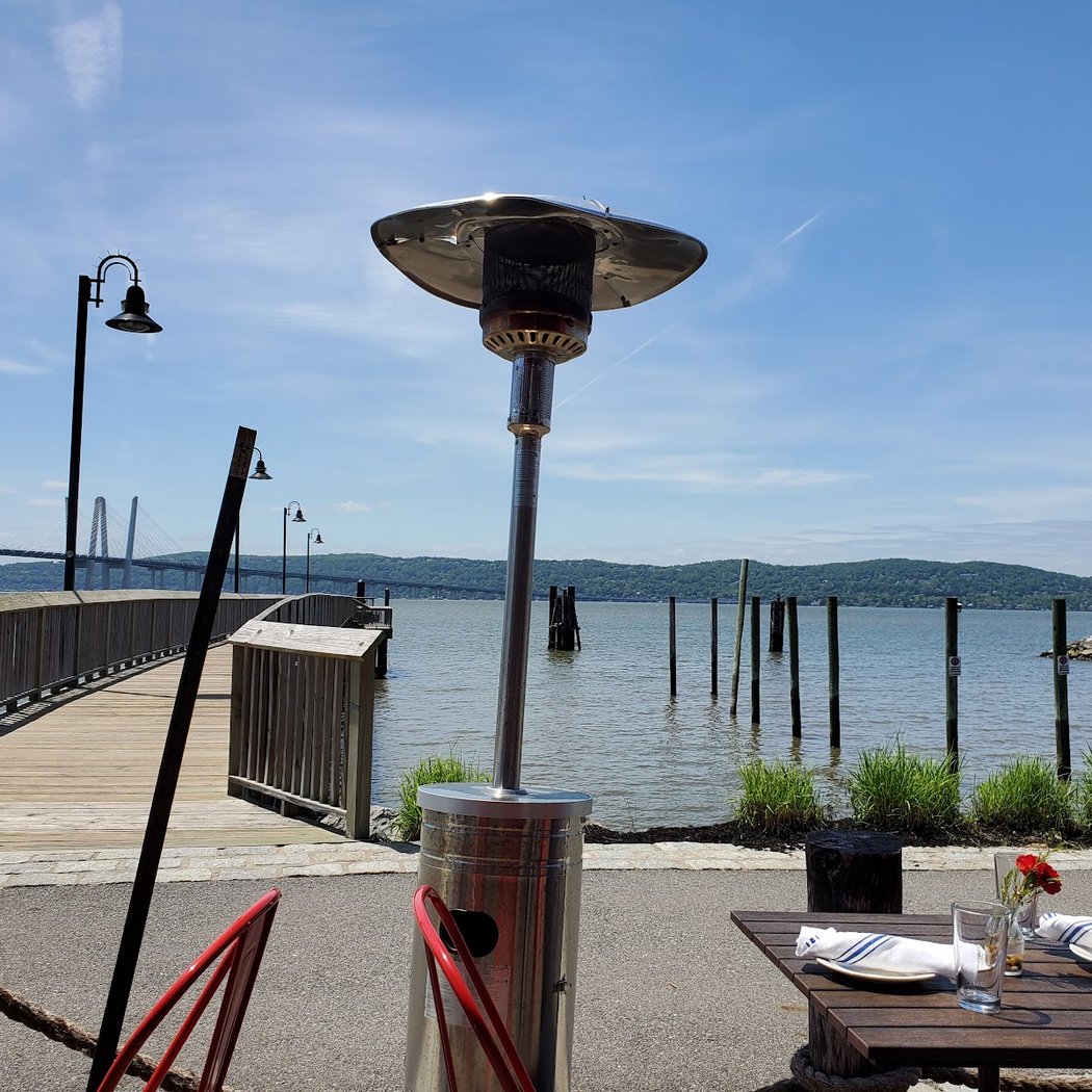 Hudson Farmer & The Fish Restaurant 2