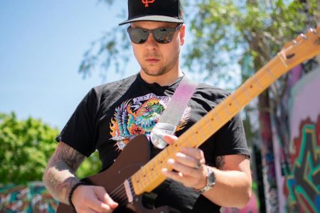 Anthony Presti singer-songwriter 1