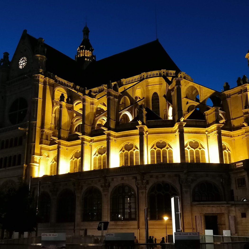 Luminiscence Paris : Spectacle immersif SON ET LUMIÈRE