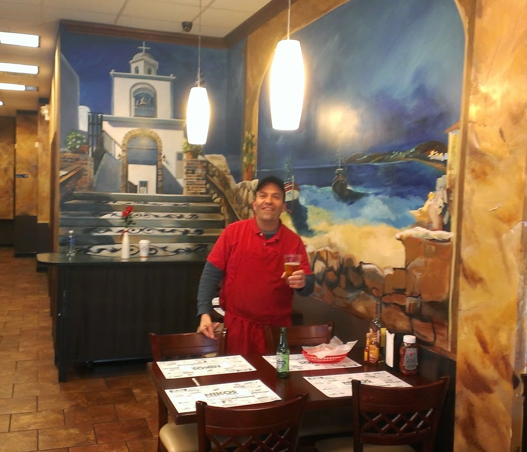 Niko's Grill & Subs (New Location next to Guitar Center) 2