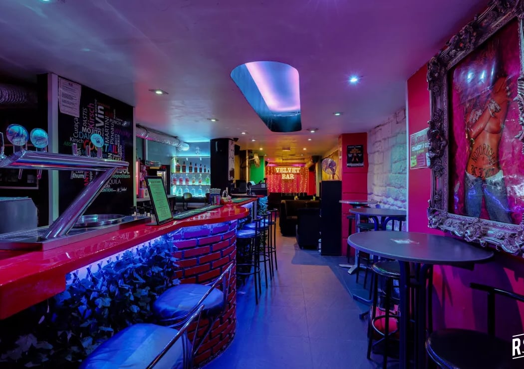 Velvet Bar Paris 4