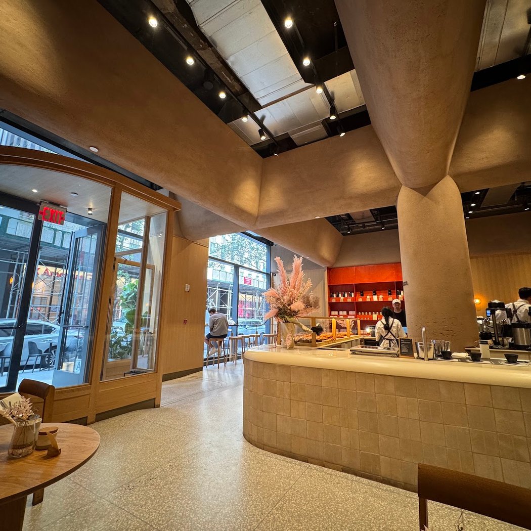 WatchHouse 5th Ave. 3