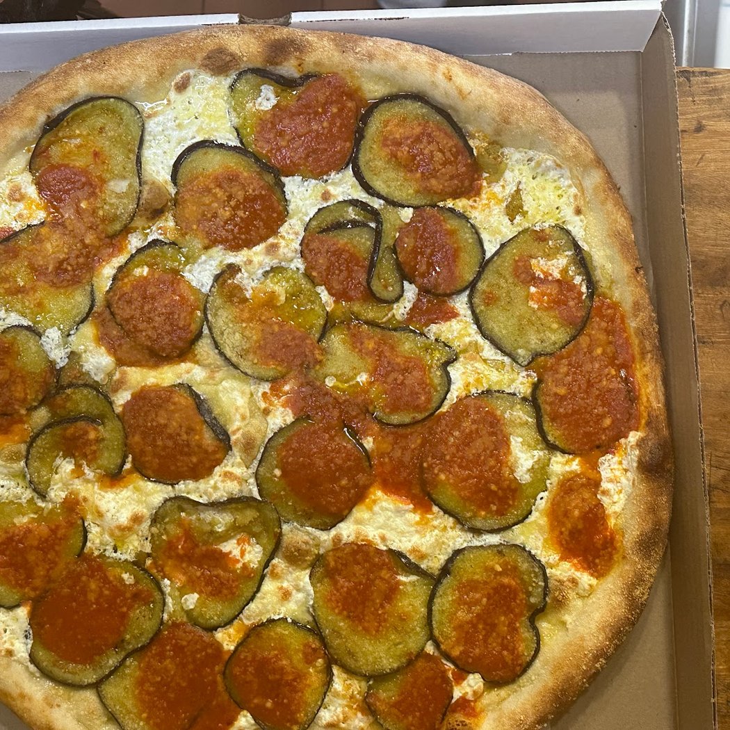 Ciccio’s Pizza 3