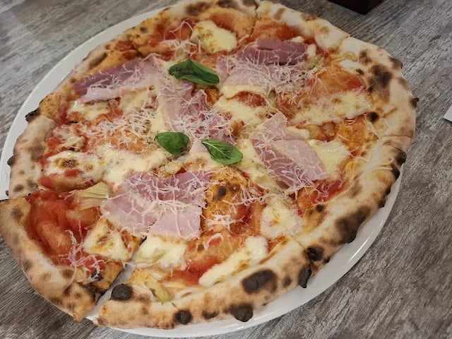 Si Nonna's - The Original Sourdough Pizza | Koramangala | Bengaluru 1