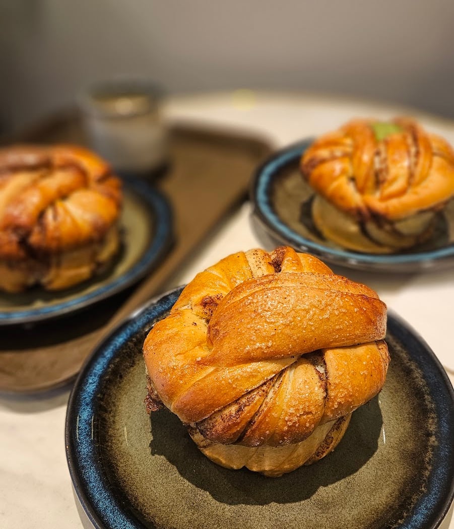 BACKT boulangerie coffee shop 1