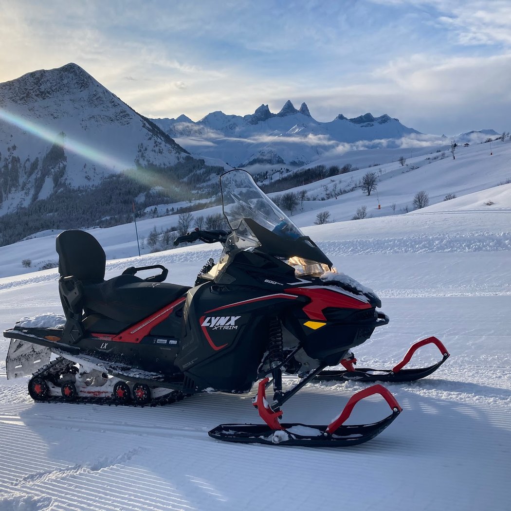 Motoneige Le Corbier Sybell'Adventure 1