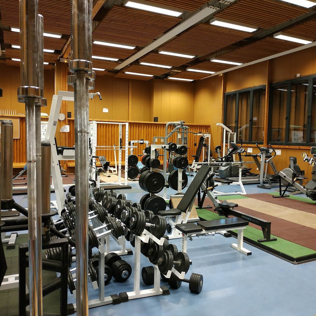 Club Haltérophilie Musculation Weightlifting Club de Cachan. 3