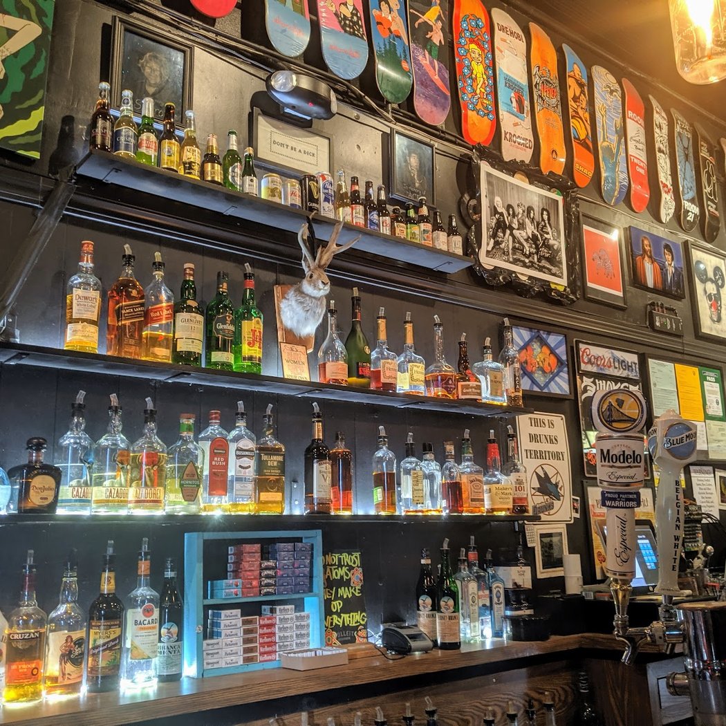 The Cinebar 1
