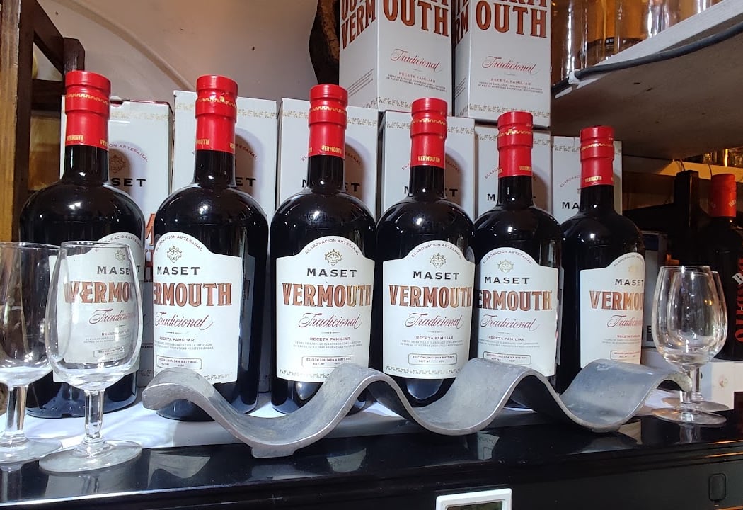Bar Vermuteria A Granel. 5