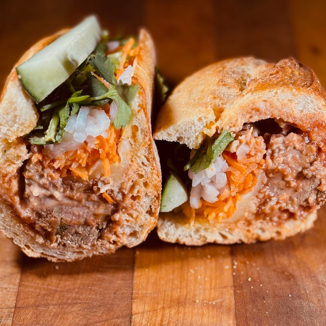 Xe May Sandwich Shop - Upper East Side 3