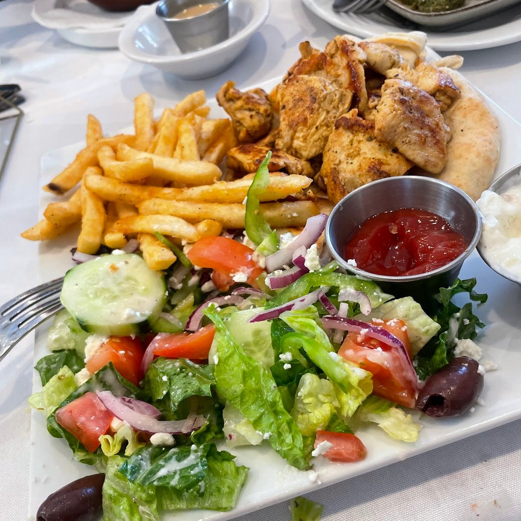 Mazza Mediterranean Cuisine 3