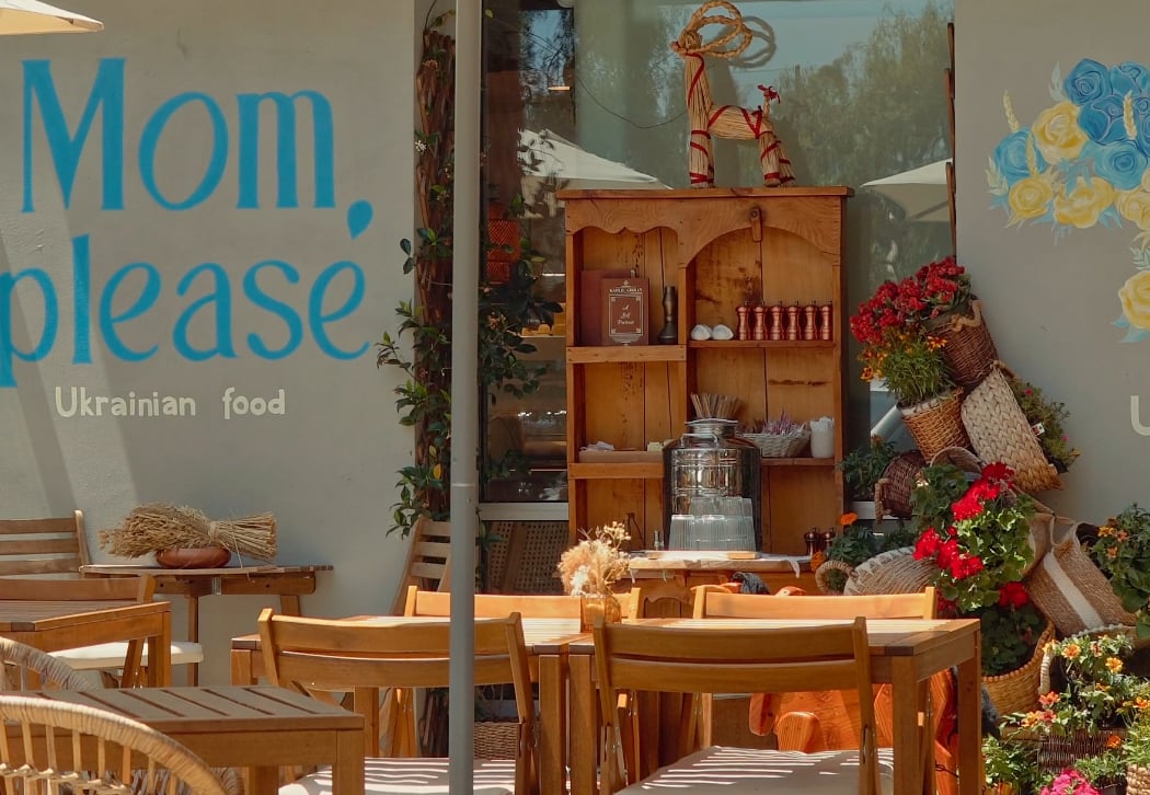 Mom, Please Ukrainian food, Playa Vista 3