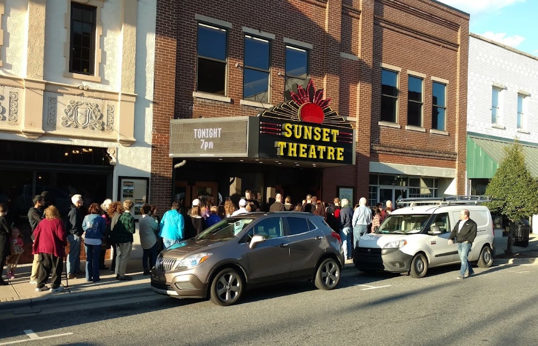 Sunset Theatre 3