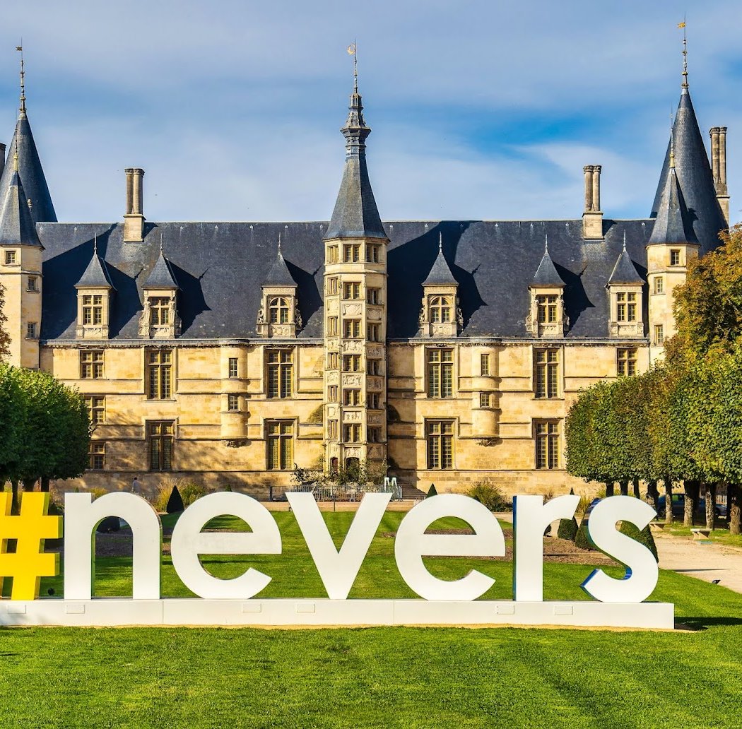Palais ducal de Nevers 1