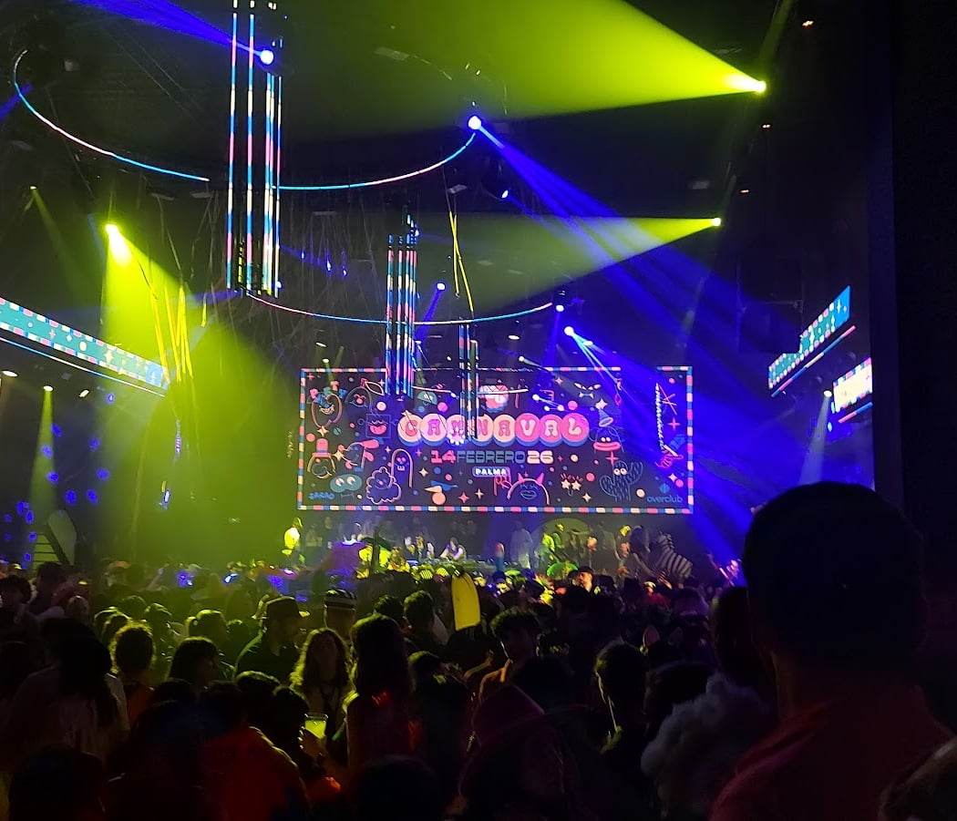 OVER CLUB 2