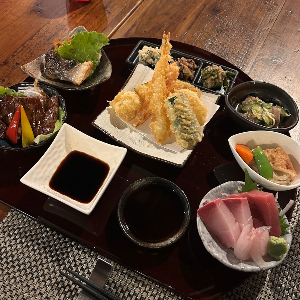 Akari Japanese Bistro 3