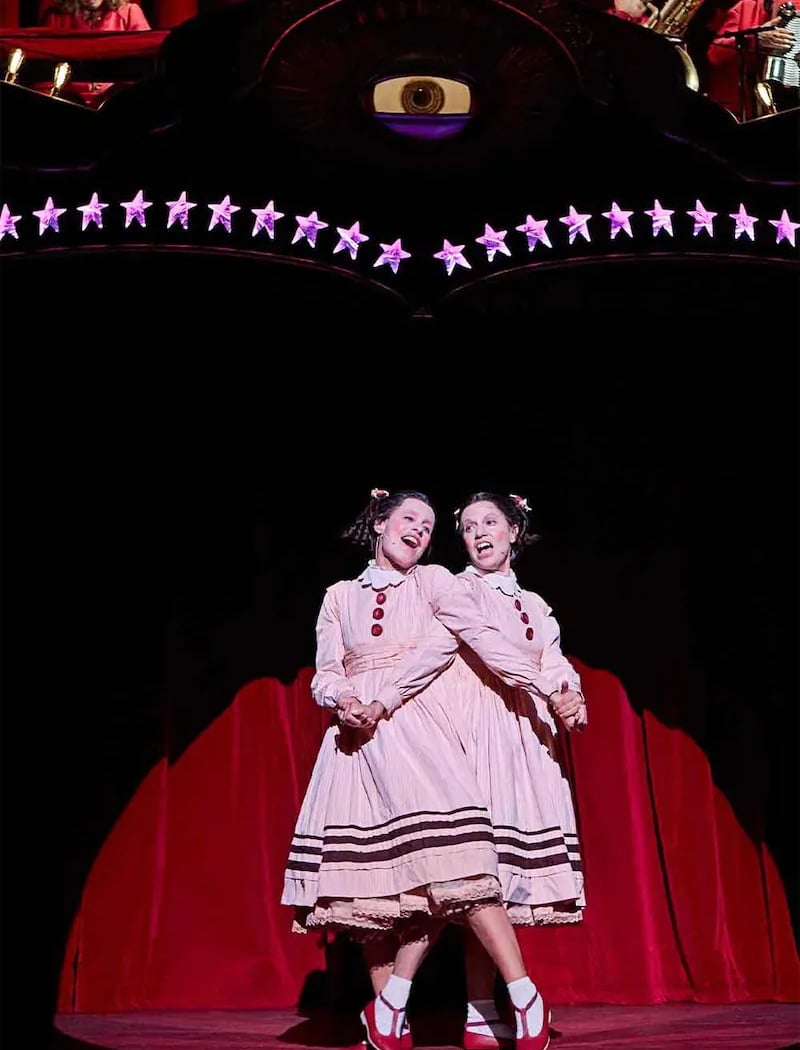 Les soeurs Hilton
