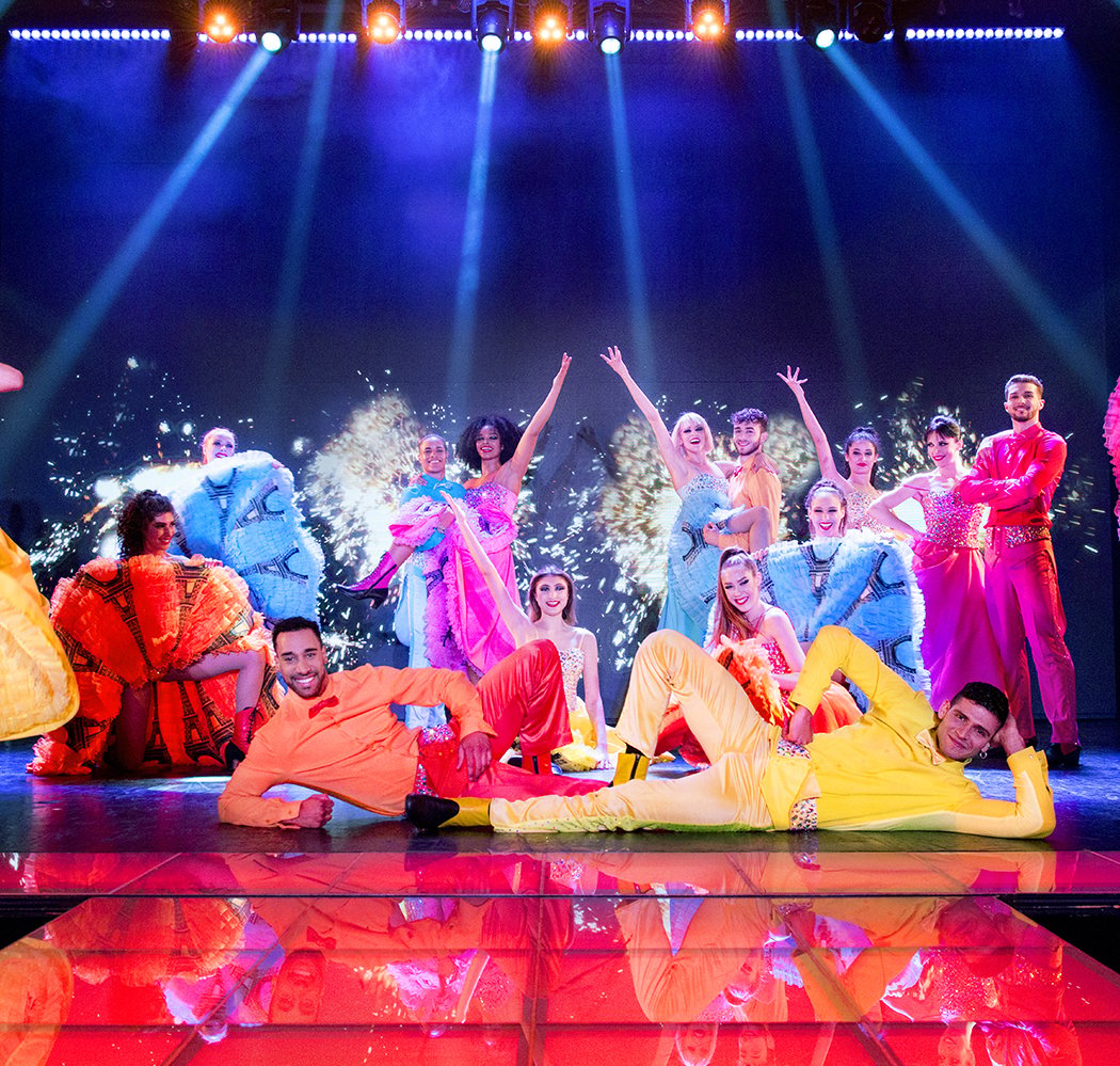 Paradis Latin Cabaret Show 5