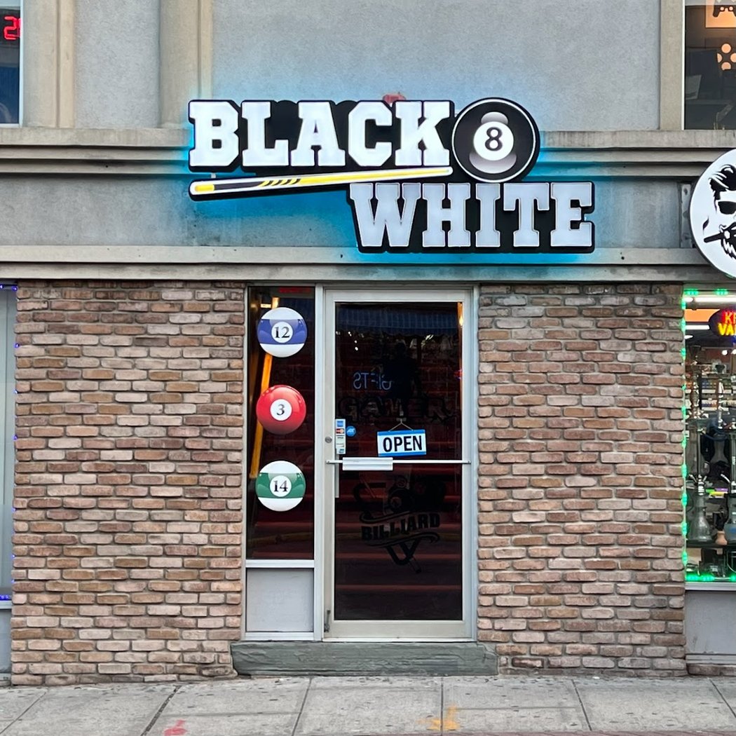 Black And White Billiards 3