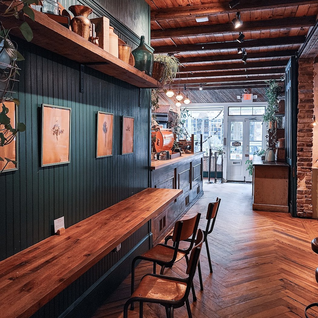 Harken Cafe 2