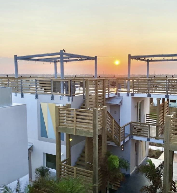Rooftop Yoga at Trestles 1