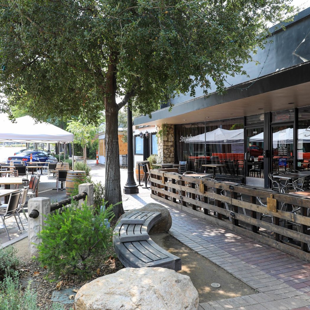 Smokehouse on Main 2