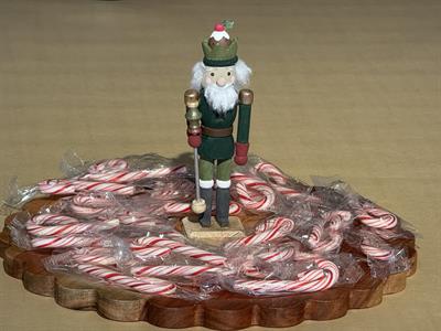 Drop in Nutcracker Decorating Workshop 2