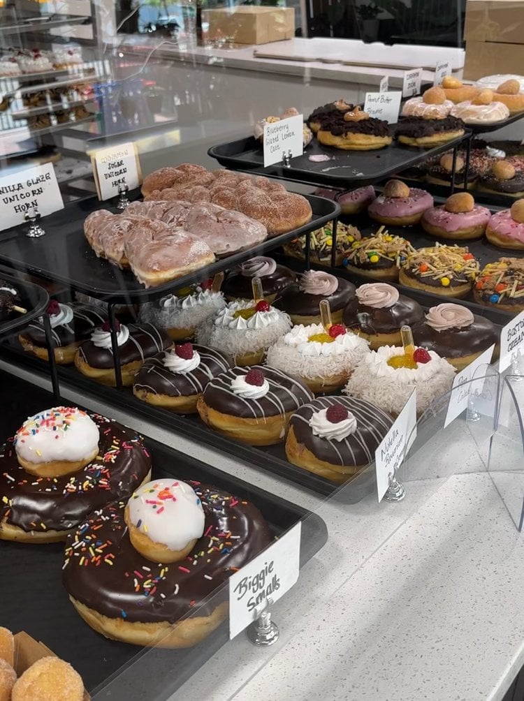 Dutch Maid Bakery 2