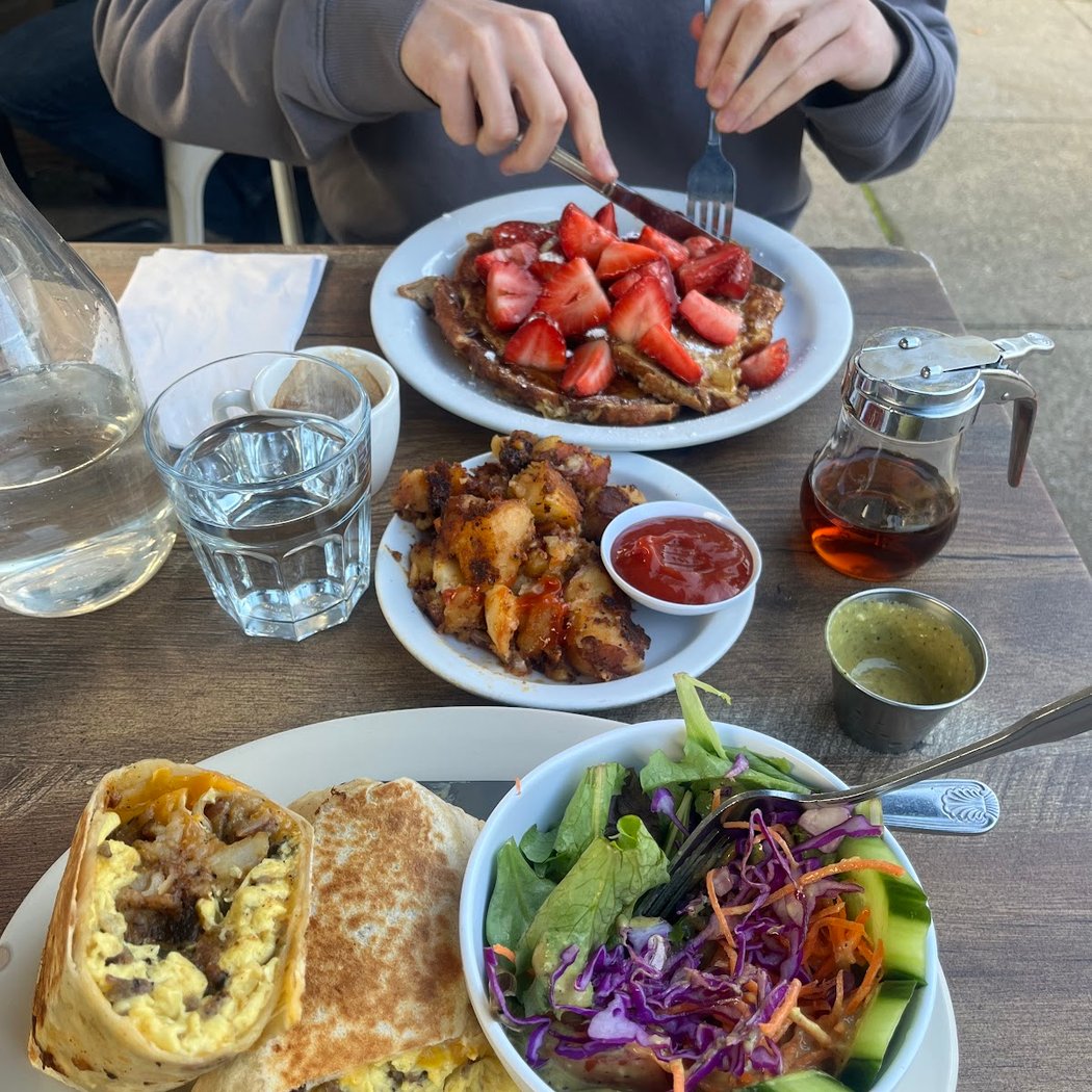 Chloe's Cafe 3