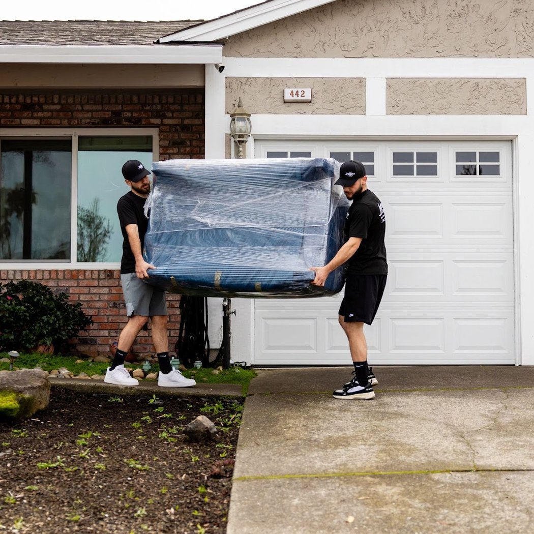Independent Movers 1