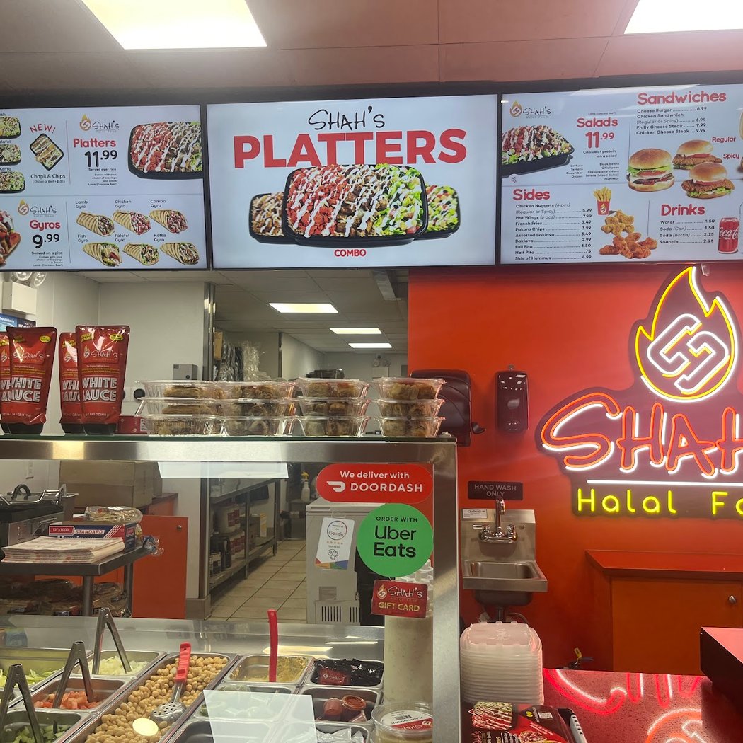 Shah's Halal Food Inwood 4