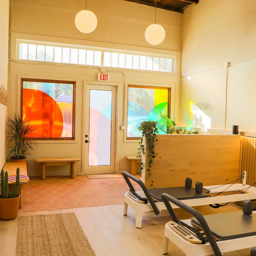 Reformer Pilates Class 1