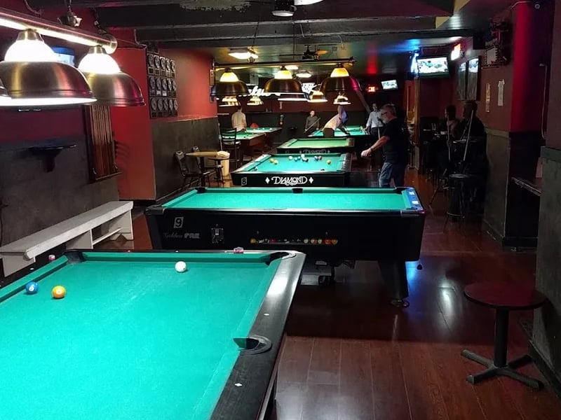 Status Q Billiards 4