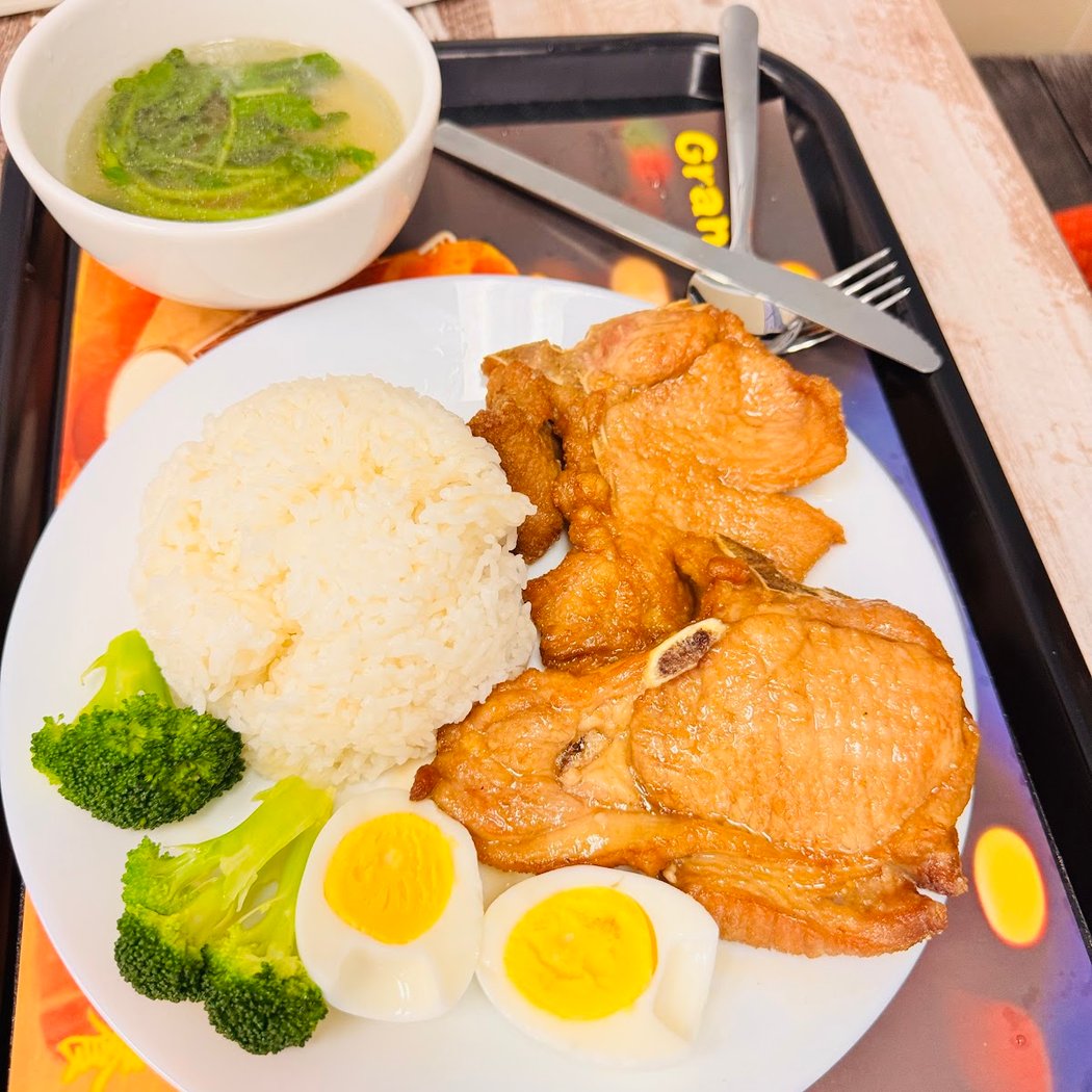Grand Cafe 1