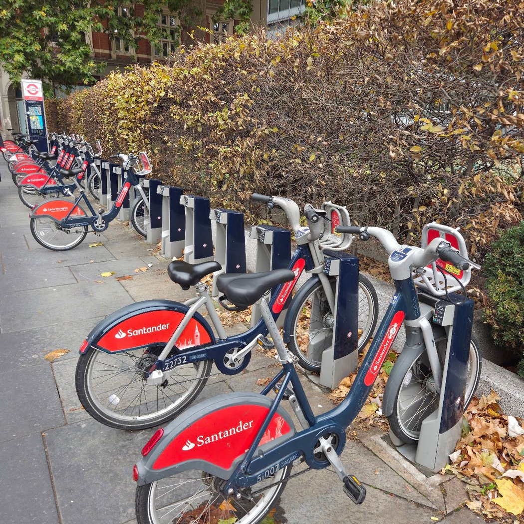 Santander Cycles: Tooley Street, Bermondsey 2